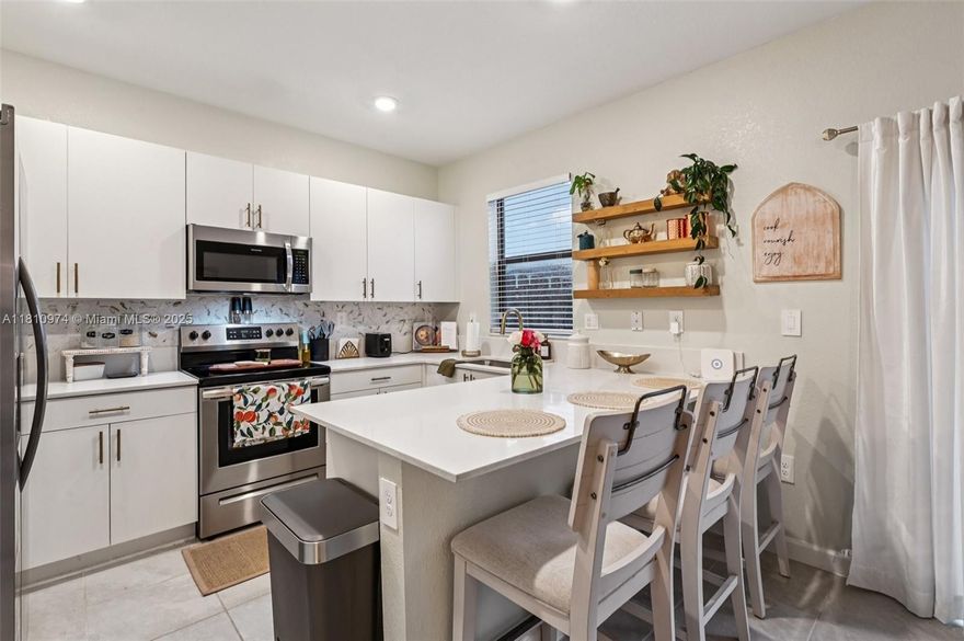 $5,000.00 Sellers credit for buyers closing cost with full price offer at closing 
Welcome to your future home in the heart of Cutler Bay. Built in 2022, this beautiful and modern townhouse with 2 private parking spaces plus guest parking spaces. stainless steel kitchen appliances and a spacious, open layout perfect for comfortable living and entertaining. Ideally located just minutes from the Florida Turnpike, US1, and Old Cutler Road, you’ll enjoy easy access to major routes and daily conveniences. Publix, Walgreens, CVS, Chick-fil-A, and a variety of shopping and dining options are all within a 2-mile radius..