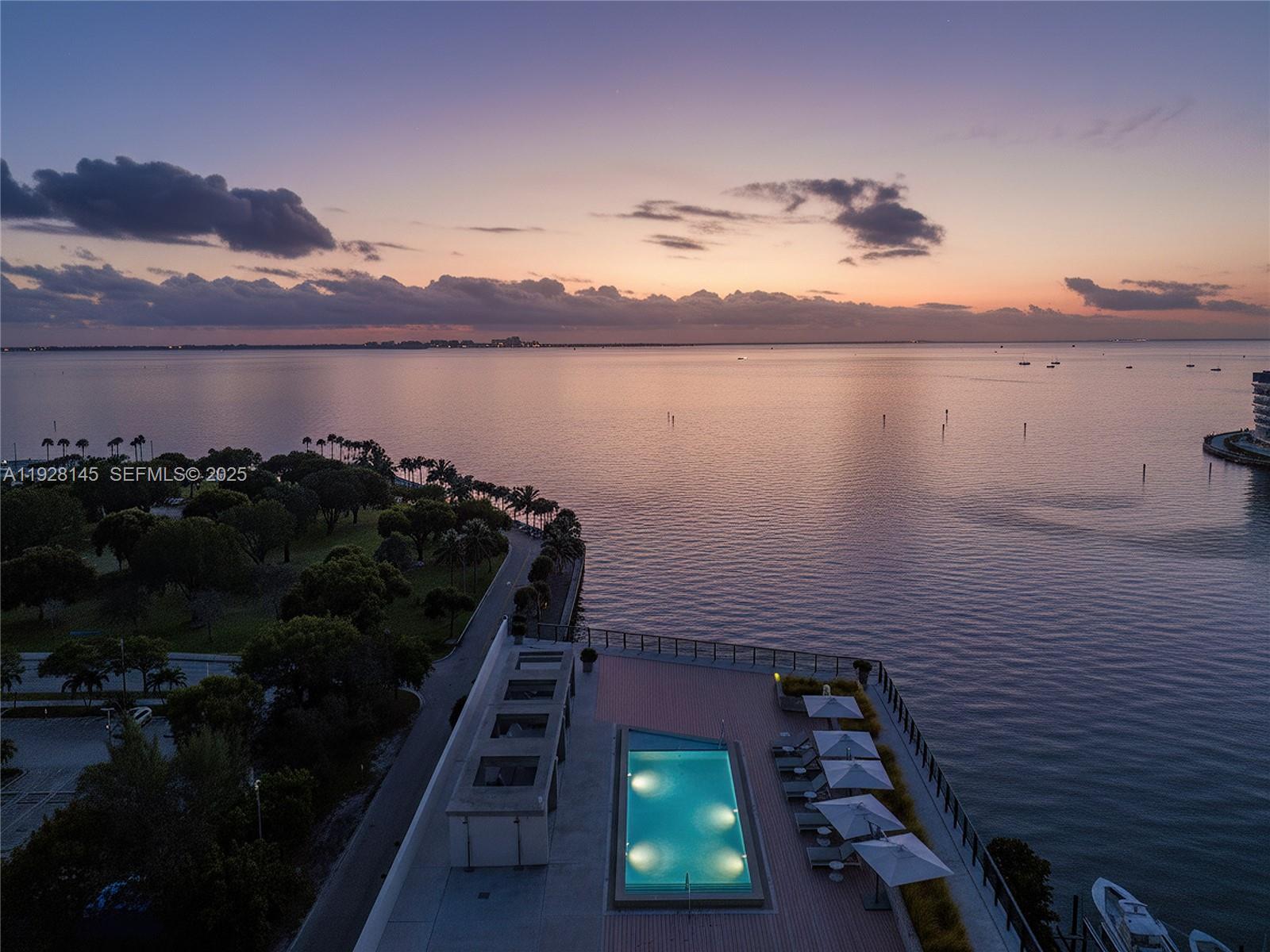 The Fairchild Coconut Grov - Residential