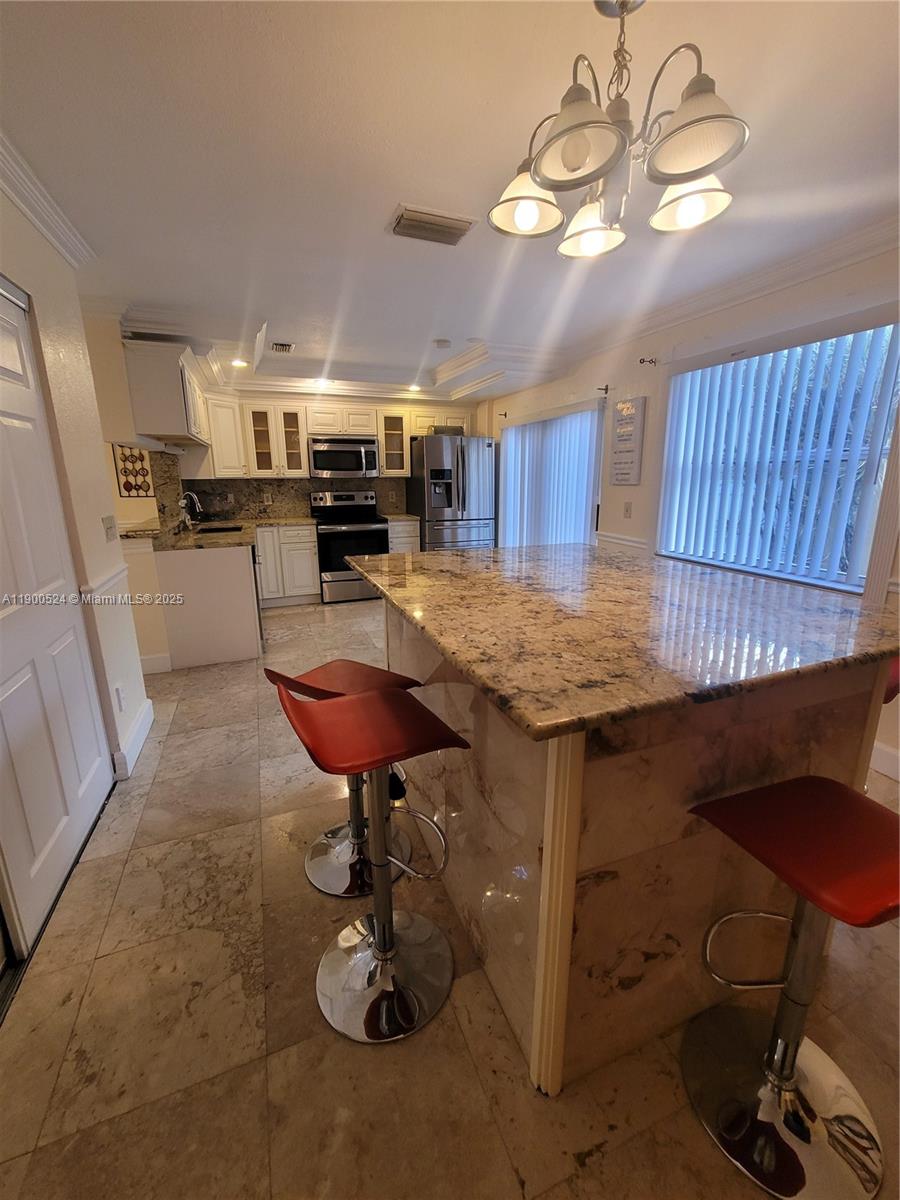 PEMBROKE LAKES SECTION EI - Residential Lease
