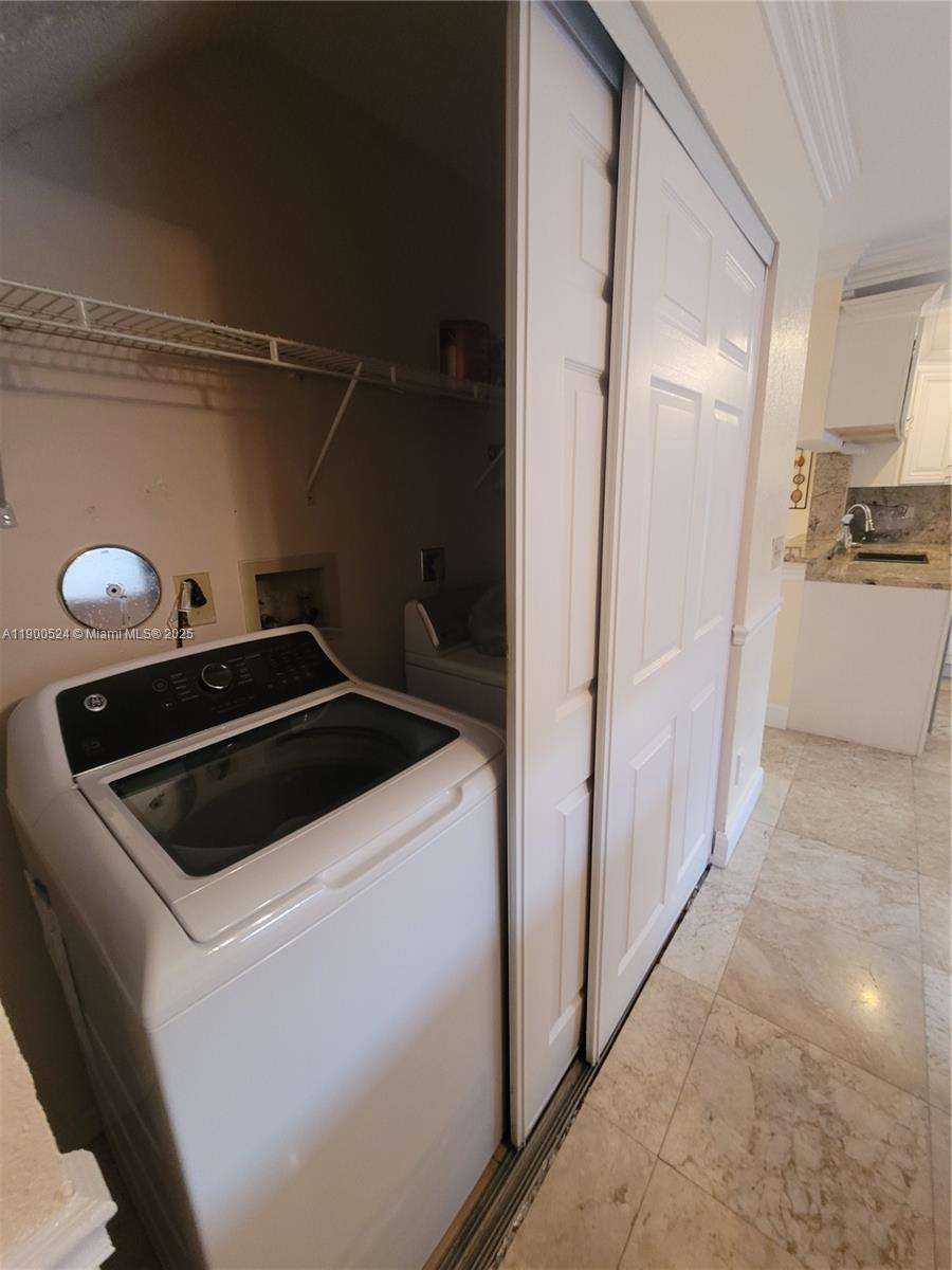 PEMBROKE LAKES SECTION EI - Residential Lease