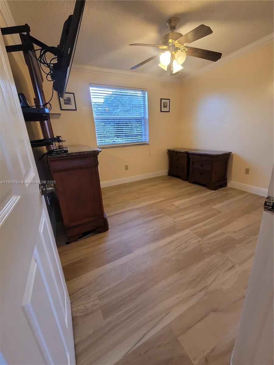 PEMBROKE LAKES SECTION EI - Residential Lease