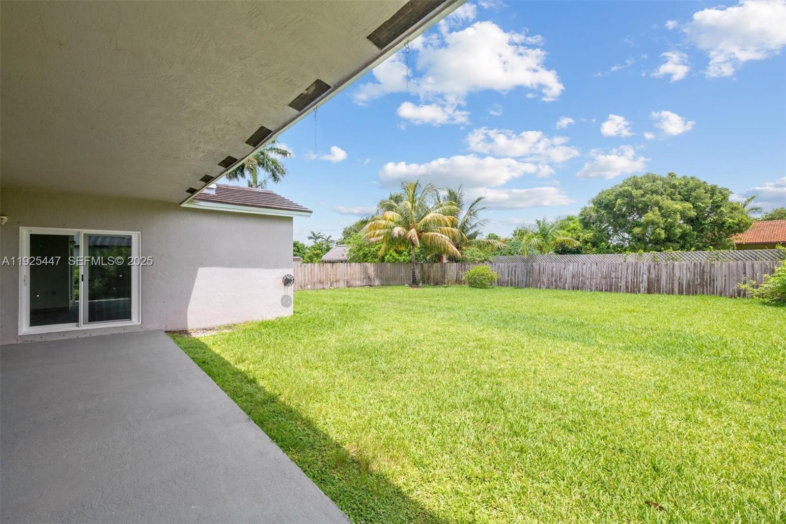 ESTATE MANSIONS - Residential