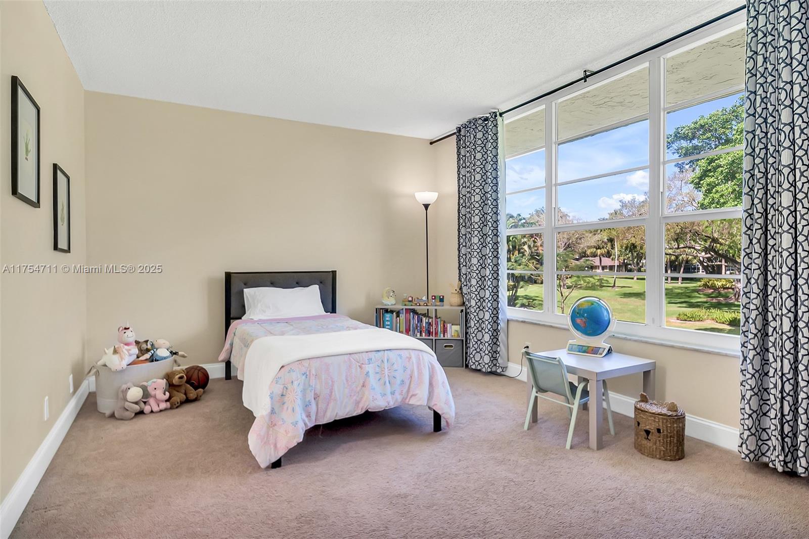 NO 1 PALM-AIRE COUNTRY CL - Residential