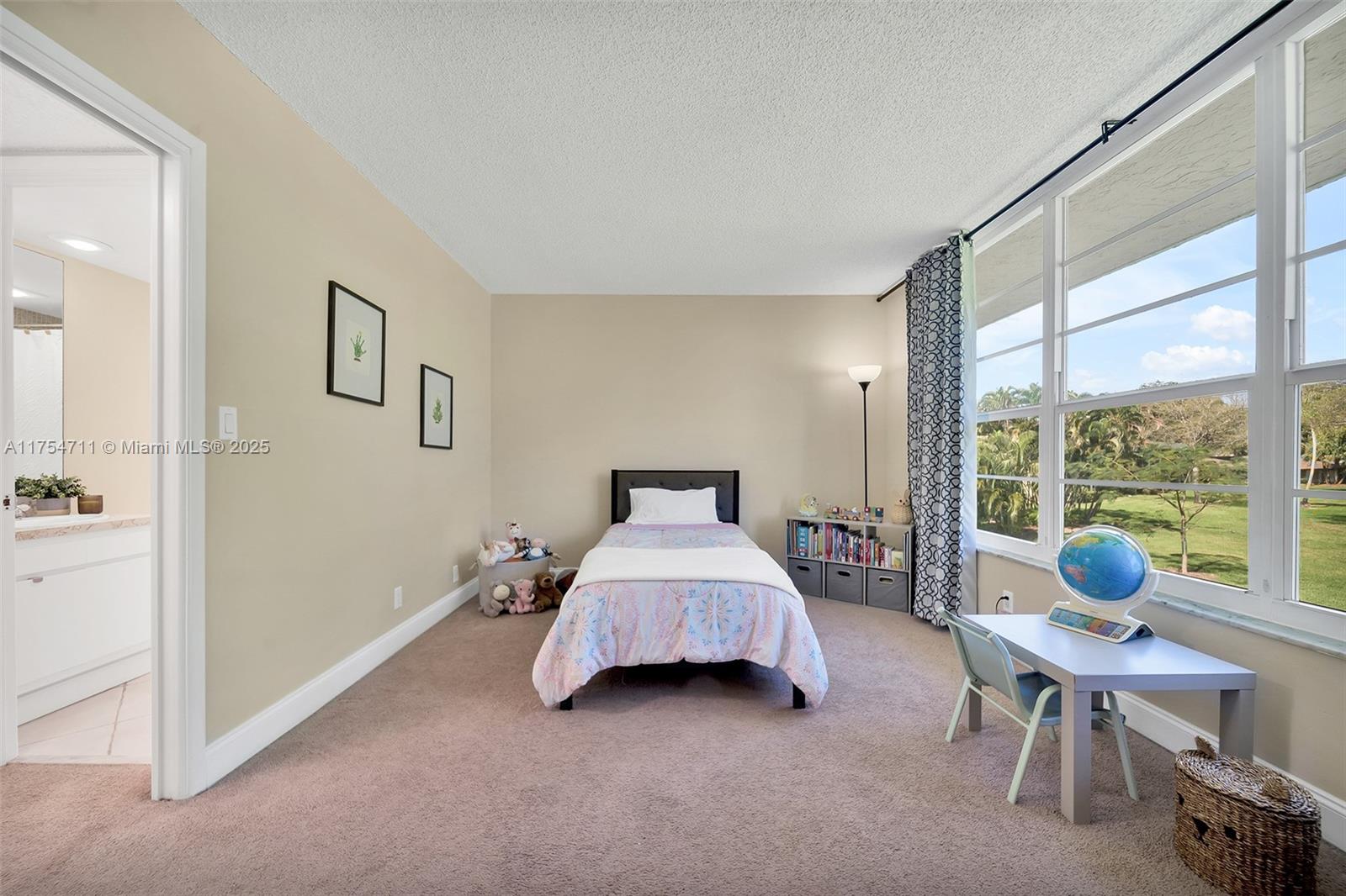 NO 1 PALM-AIRE COUNTRY CL - Residential