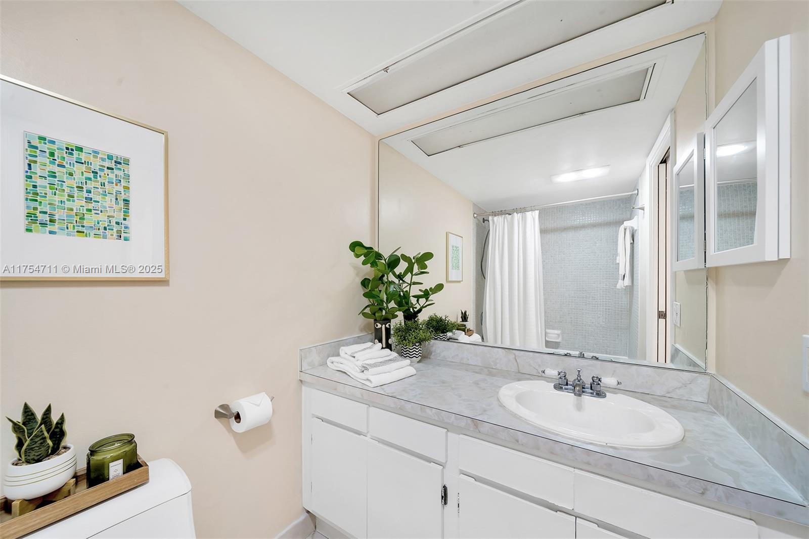 NO 1 PALM-AIRE COUNTRY CL - Residential