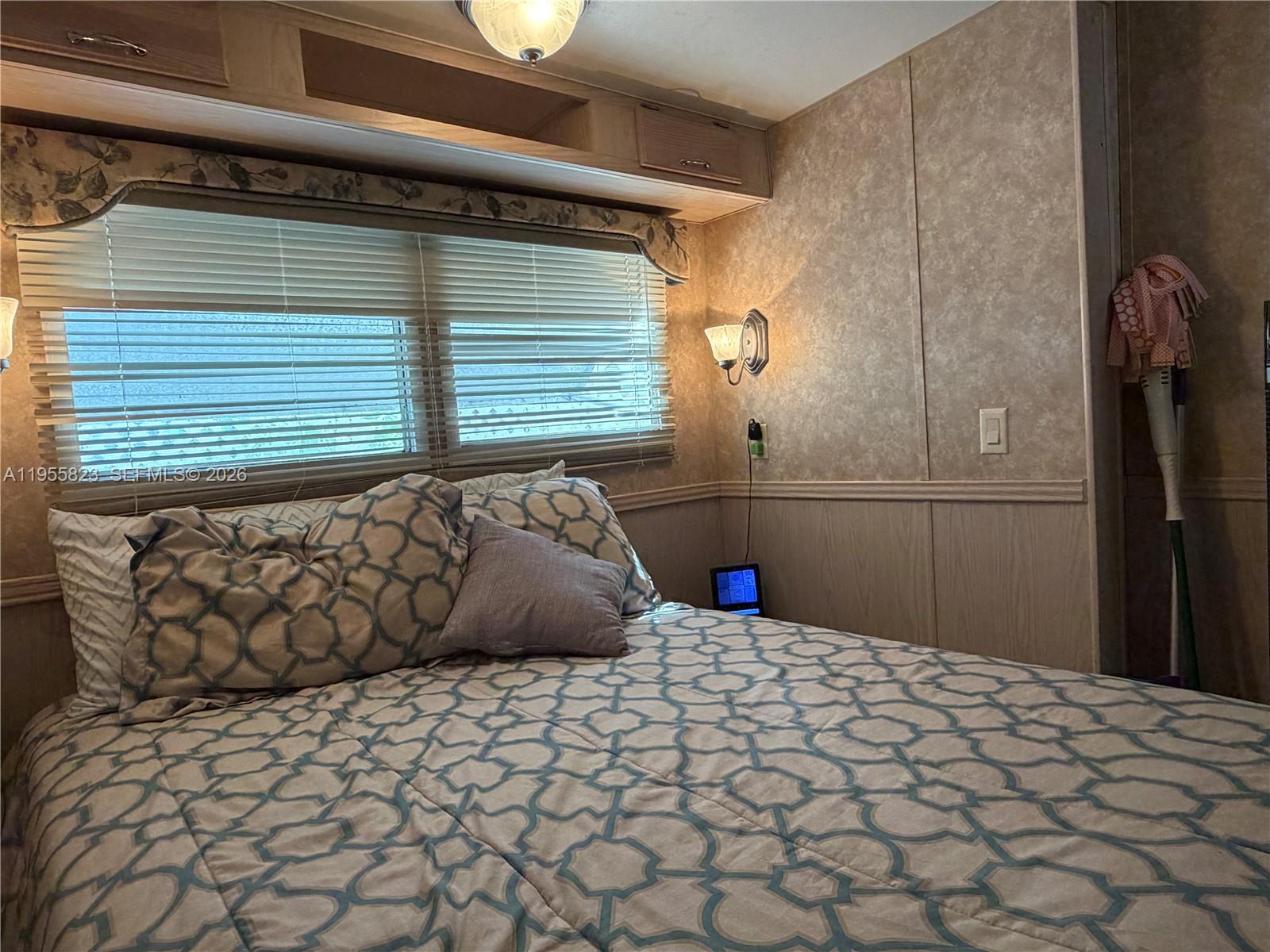 1361 Overseas Hwy G13