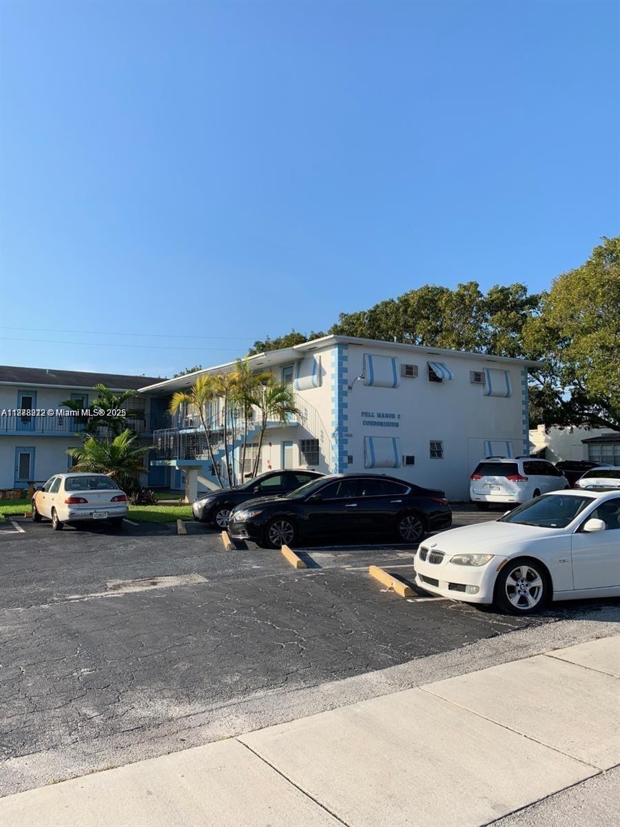 PELL MANOR CONDOMINIUM II - Residential