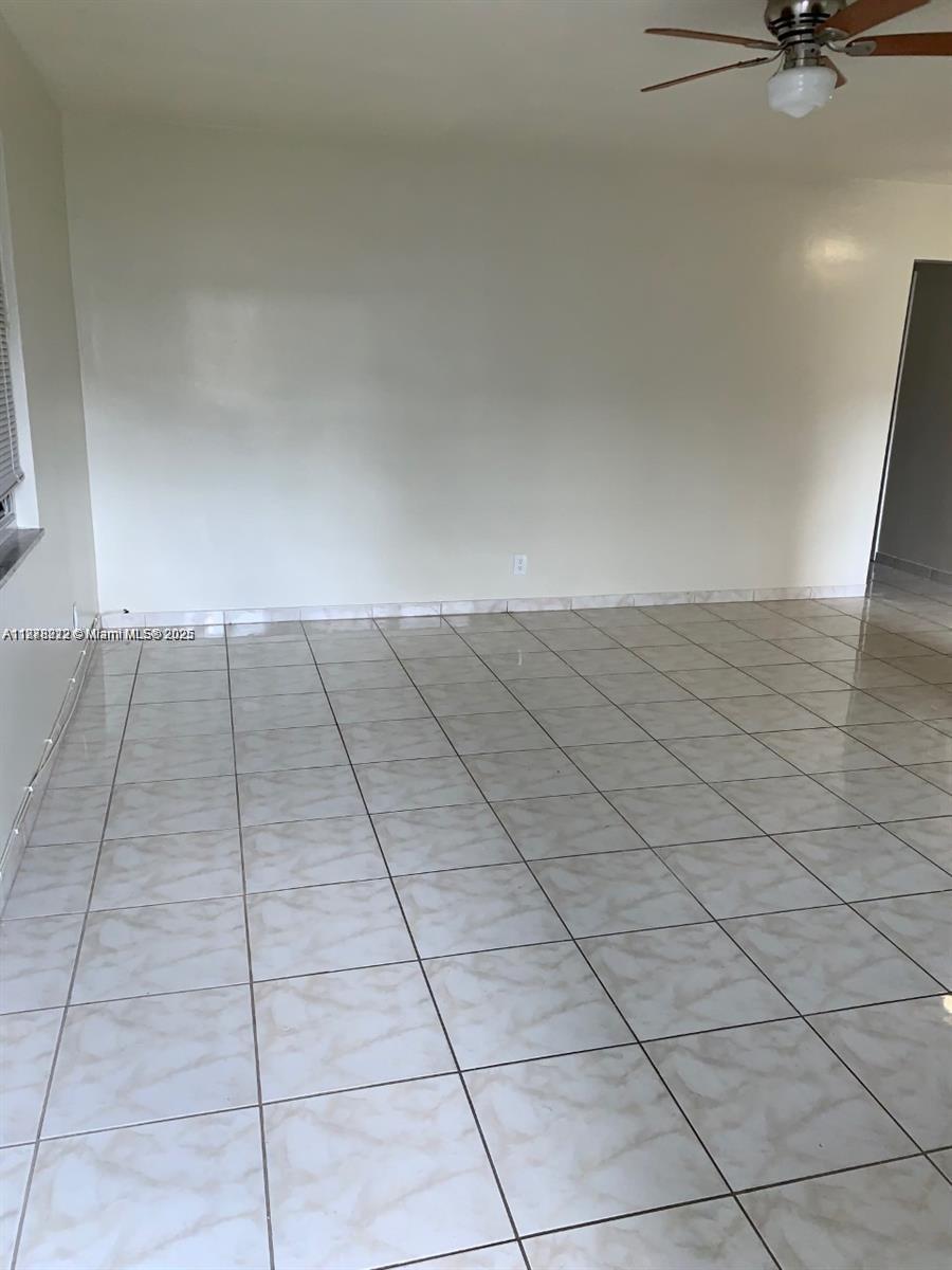 PELL MANOR CONDOMINIUM II - Residential