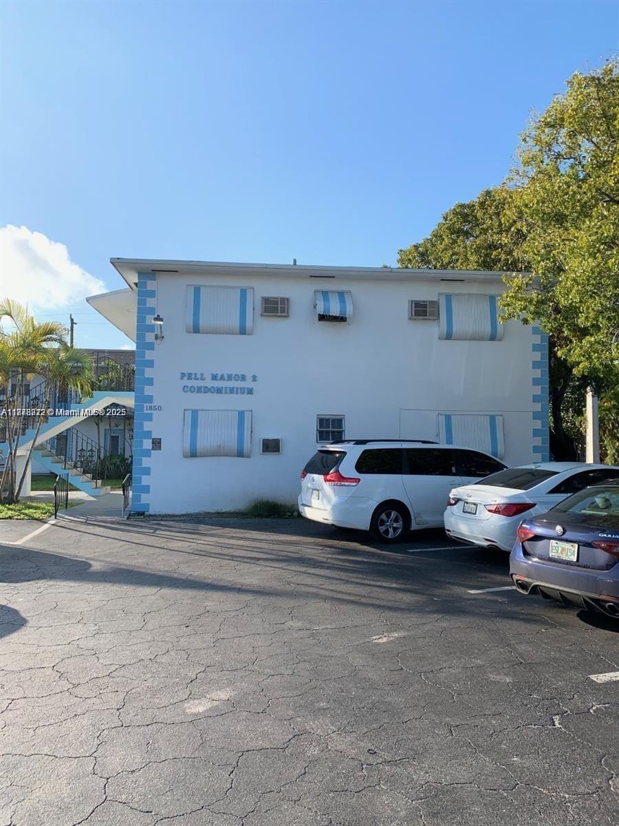 PELL MANOR CONDOMINIUM II - Residential