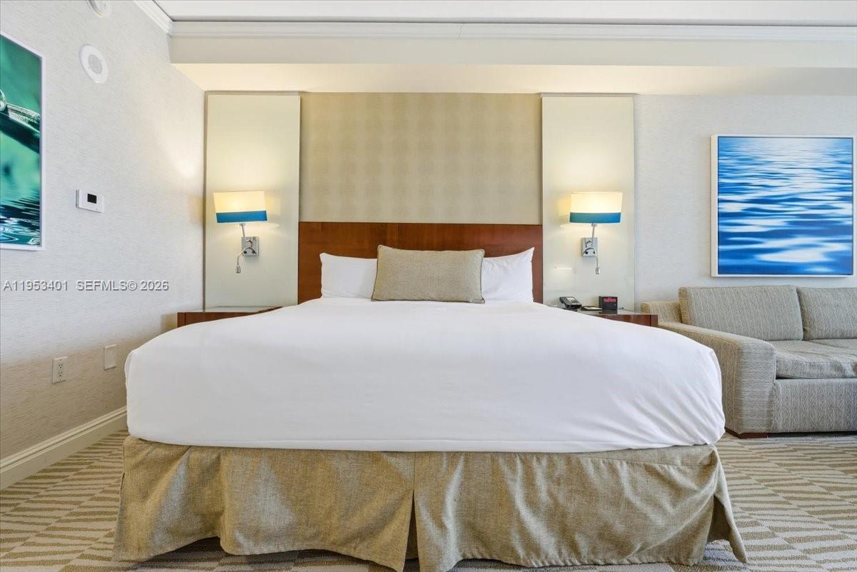 TRUMP INTERNATIONAL SONES - Residential