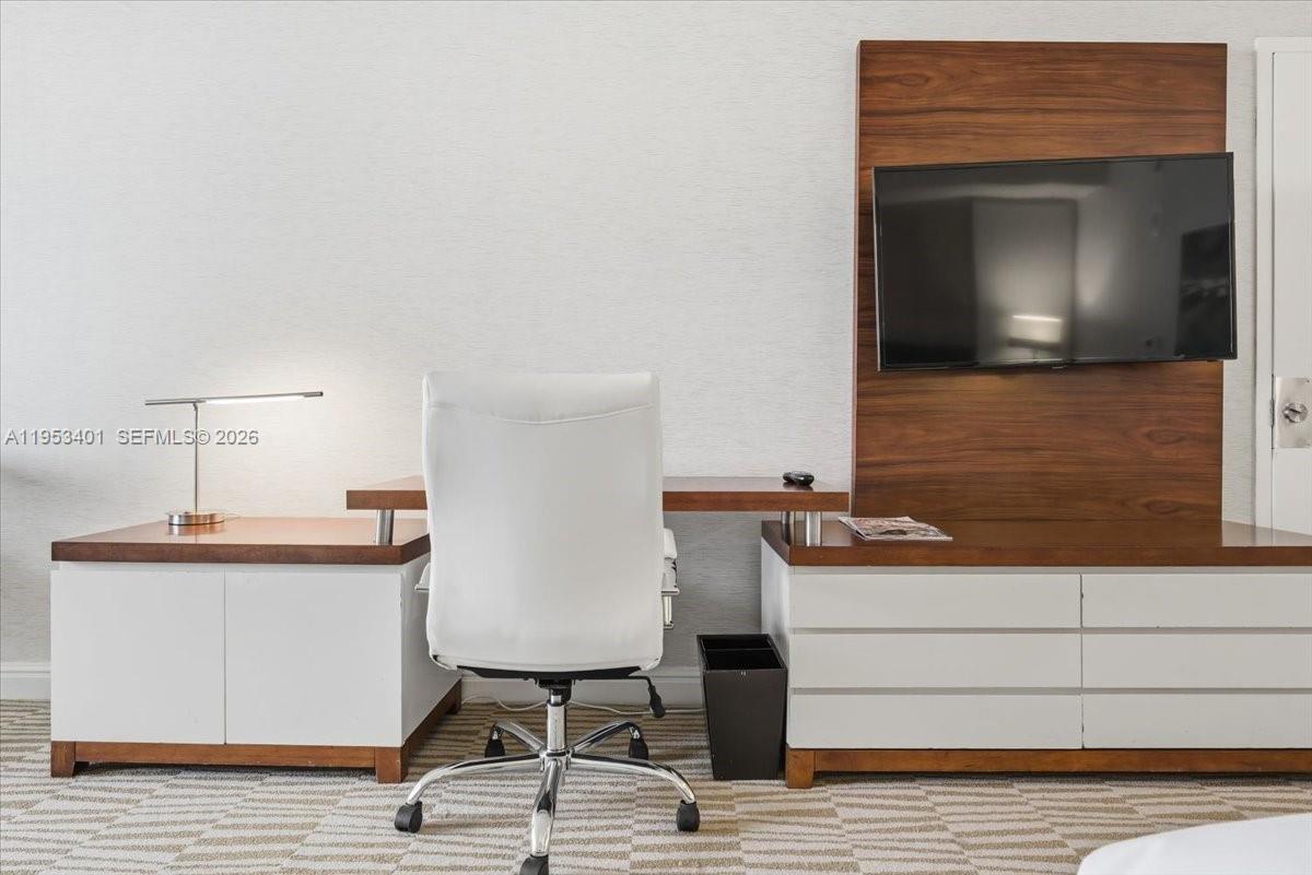 TRUMP INTERNATIONAL SONES - Residential