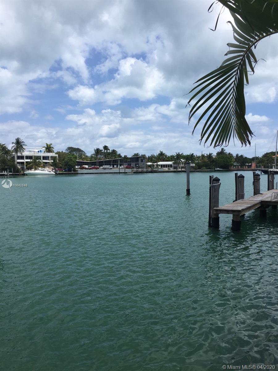 MASHTA ISLAND - Residential