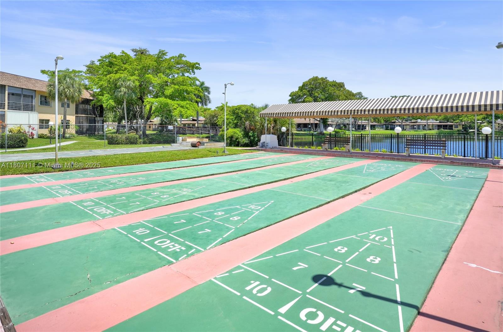 BERKLEY HOUSE OF CARRIAGE - Residential