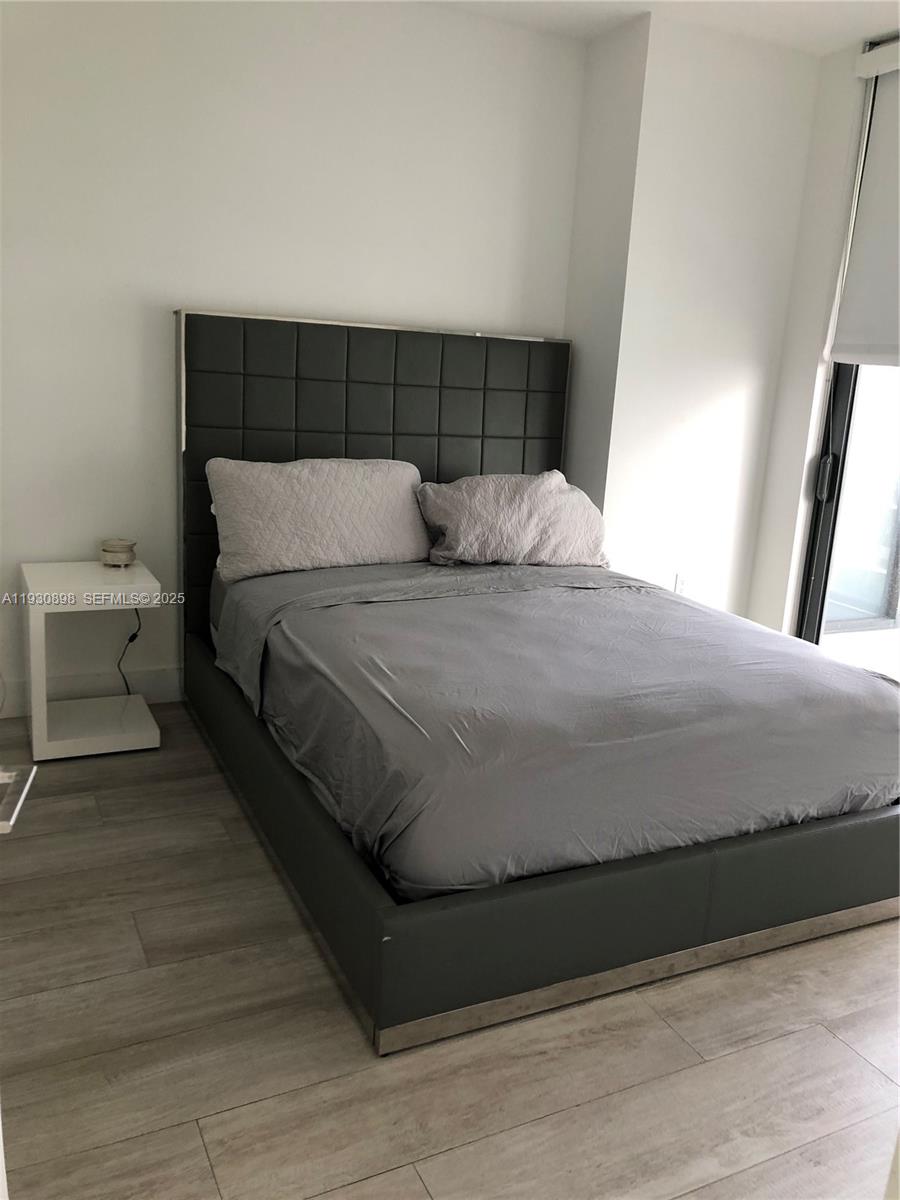 3401 MIDTOWN CONDO - Residential Lease