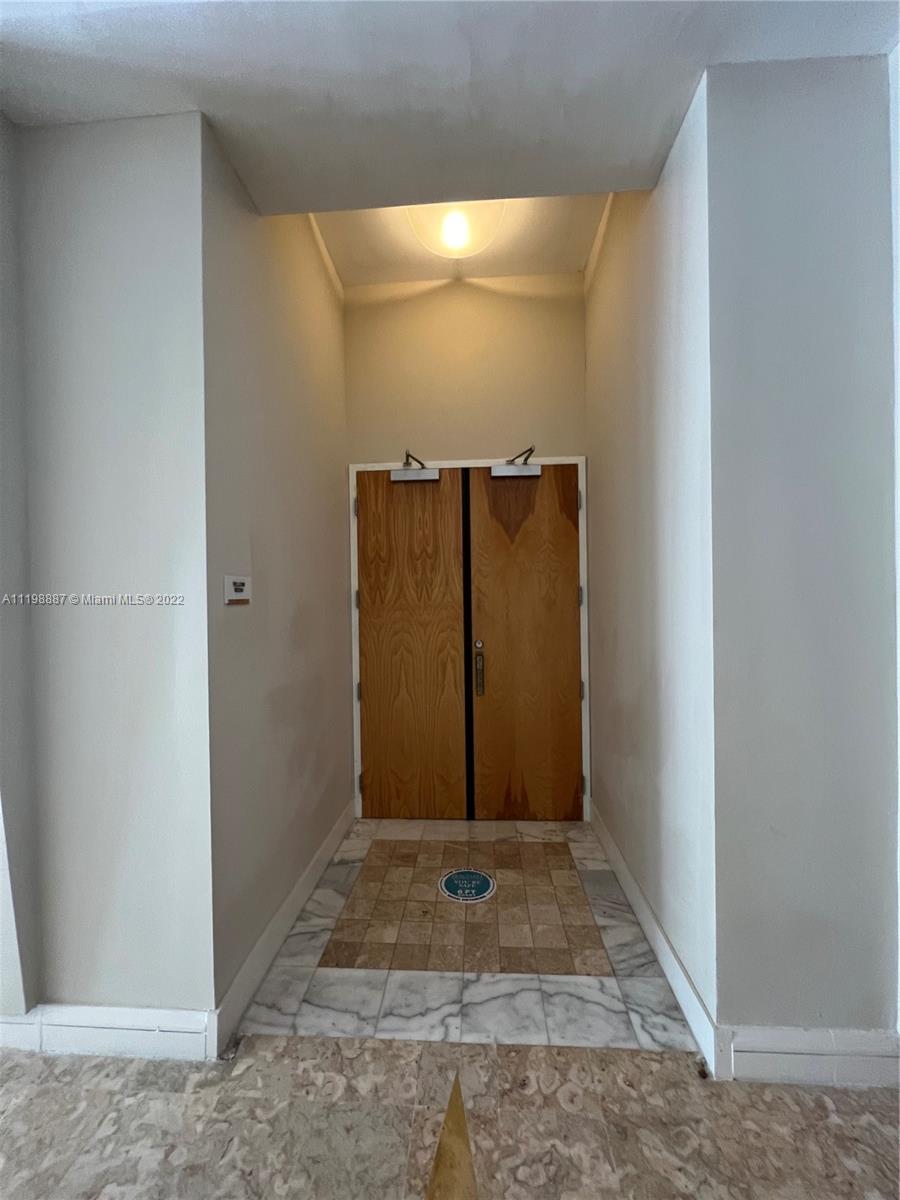 SEACOAST 5151 CONDO - Residential Lease