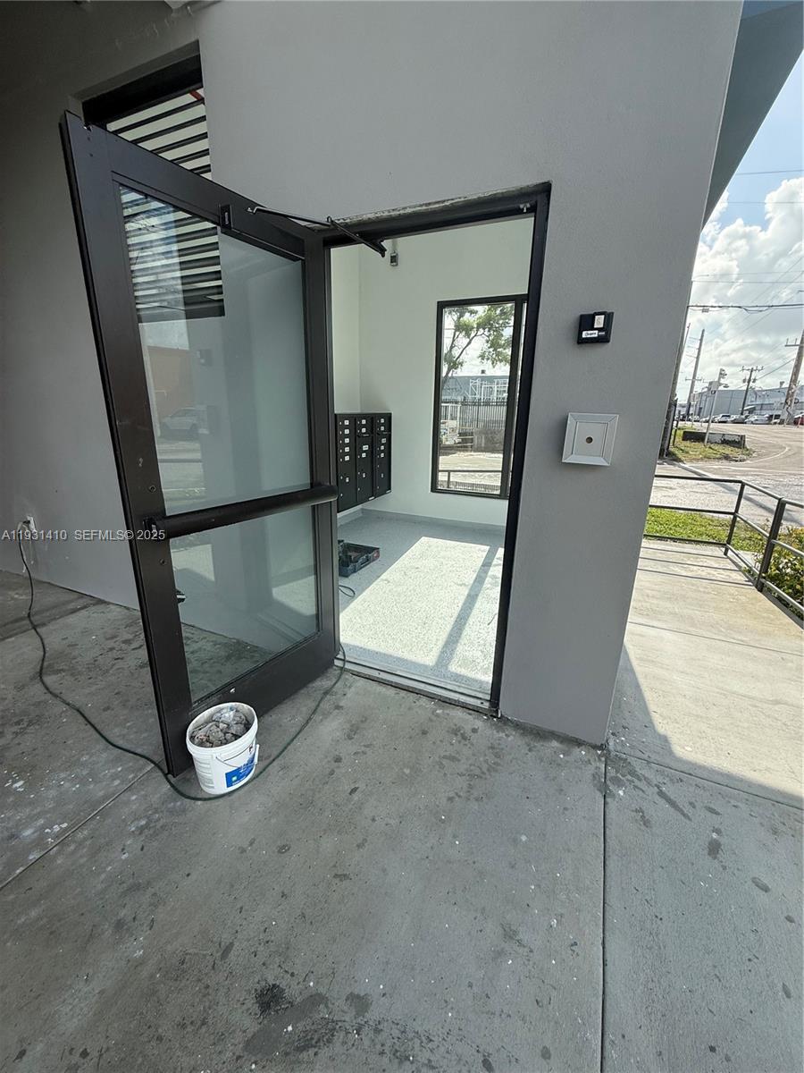 HIALEAH 13TH ADDN AMD PL - Residential Lease