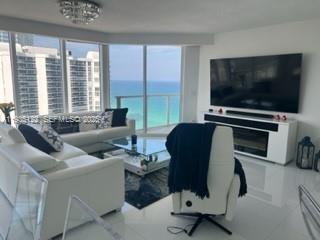 16699 Collins Ave 2507