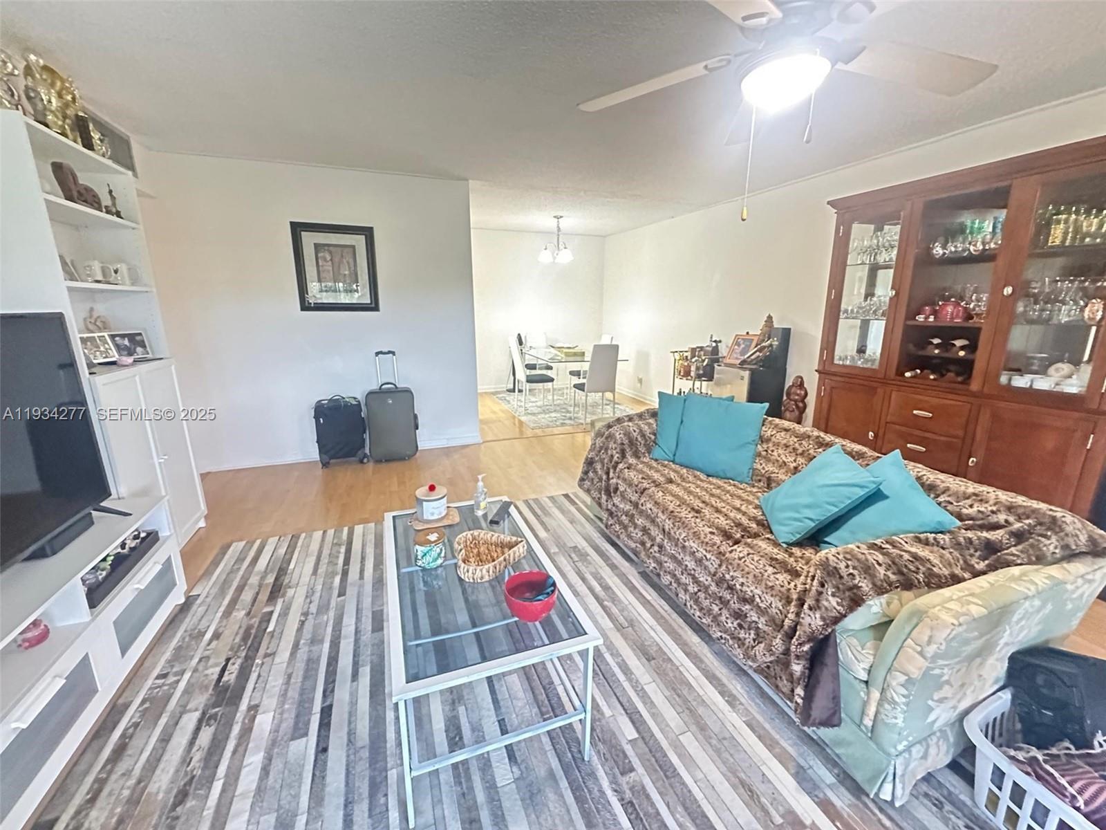 CONDOMINIUM 1 OF ENVIRON - Residential