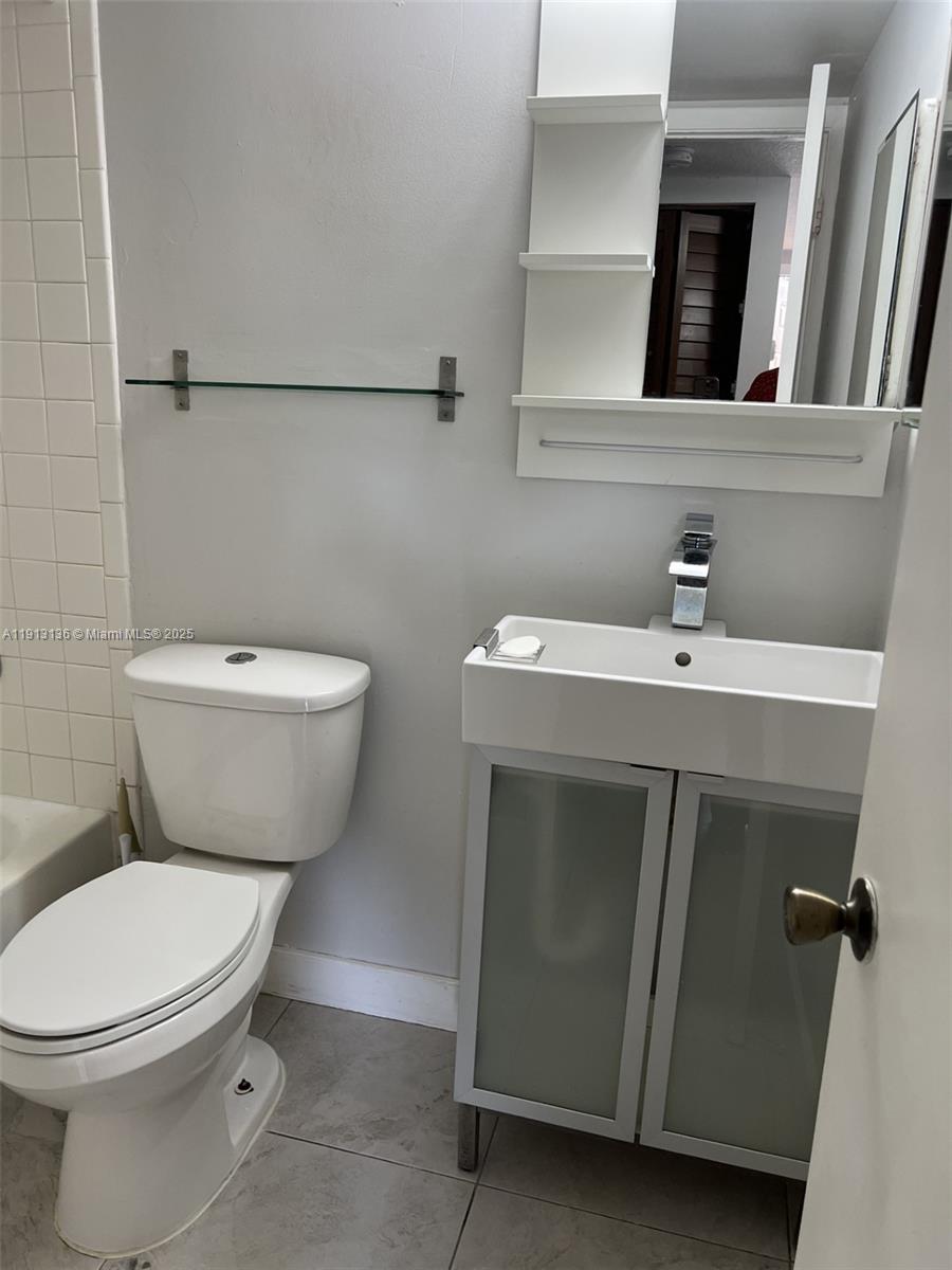 BELLA GRAND CONDO - Residential Lease