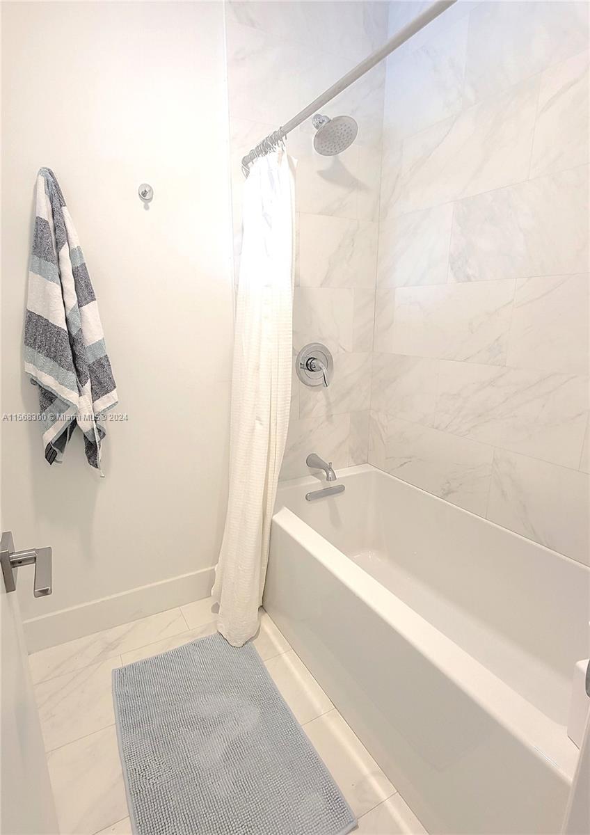 TOWN ESTATES - Residential