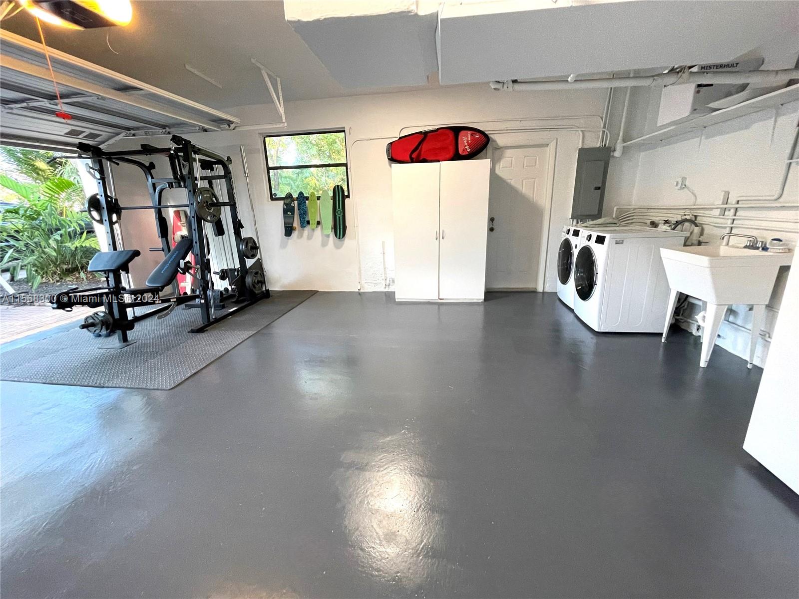 TOWN ESTATES - Residential