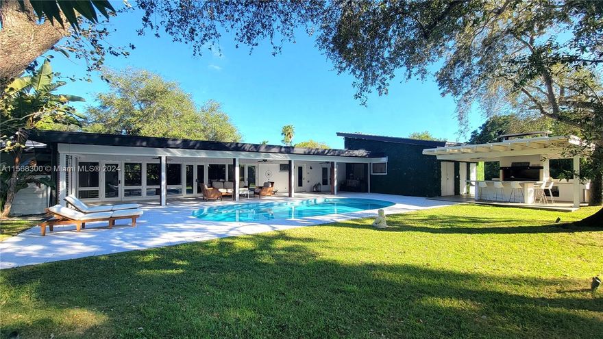 CHARMING HOME SITED ON A LARGE CORNER LOT IN PINECREST!

THIS 3,093 SQFT ONE STORY RESIDENCE IS GATED AND FENCED CREATING A PRIVATE OASIS, SURROUNDED BY OLD OAKS AND MATURE LANDSCAPE ON A PEACEFUL FAMILY-FRIENDLY NEIGHBORHOOD.

CURRENTLY A 3B / 3B (IT WAS A 4B/3B BEFORE WHERE 2B WERE COMBINED INTO A BIG MASTER SUITE). 

OPEN PLAN, LOTS OF WINDOWS THAT BRINGS THE OUTDOORS IN, WONDERFUL GARDEN WITH LIGHTS AT NIGHT TO ADMIRE FROM THE HOUSE OR WHILE GRILLING FROM THE OUTDOOR DINING AREA, SPACIOUS CLOSETS, 2 CAR GARAGE, A SECOND GATE AT THE BACK OF THE HOUSE WITH SPACE FOR A BOAT OR OTHER VEHICULES ARE NOTABLE FEATURES.

CLOSE TO TOP-QUALITY PUBLIC AND PRIVATE SCHOOLS. 

IDEAL HOME FOR FAMILY LIFE AND HOSTING GUESTS.

HARD TO FIND UNDER $3M IN THE AREA!  

MAKE  YOUR OFFER!!!