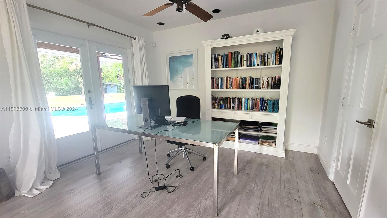 TOWN ESTATES - Residential