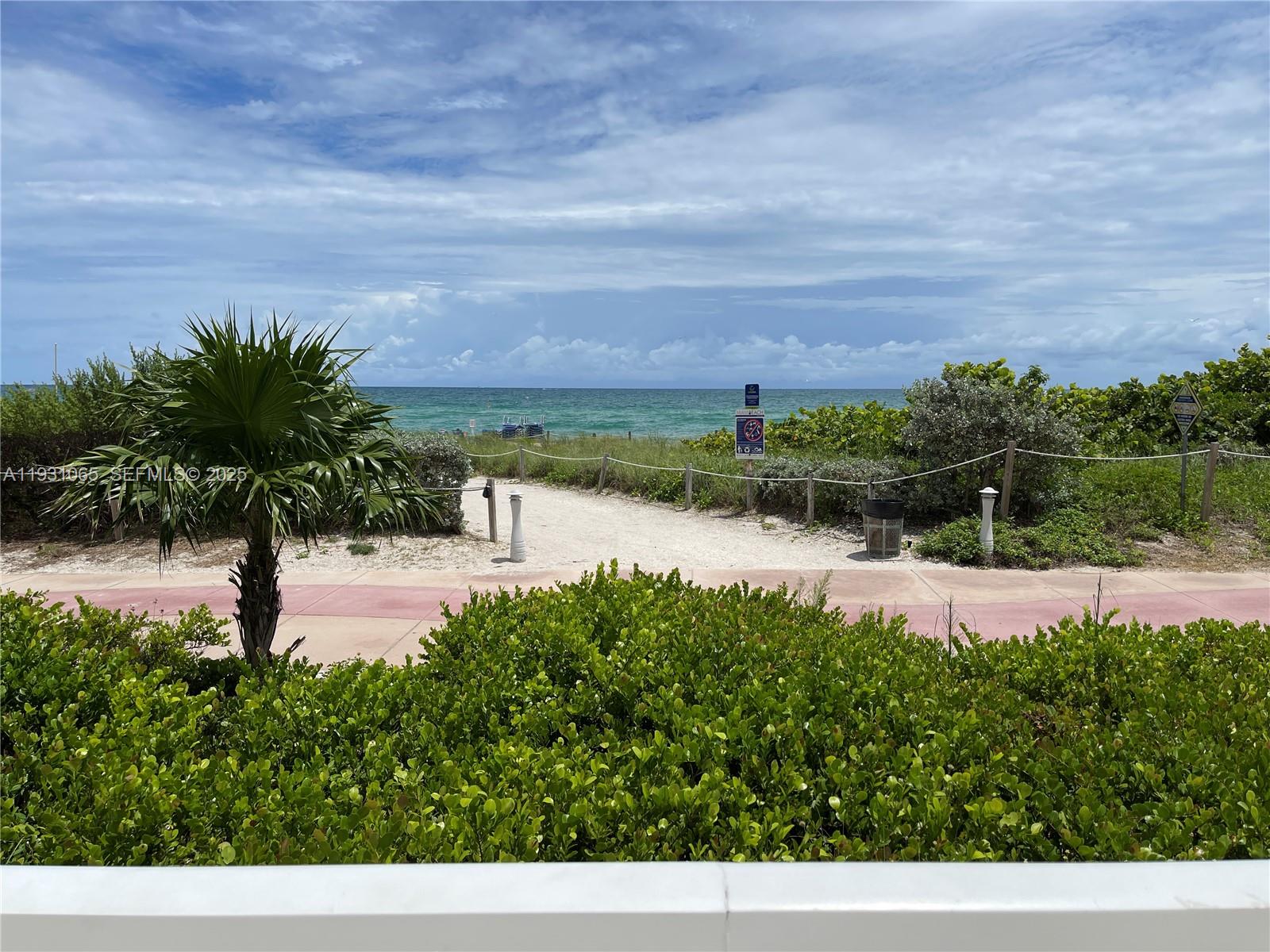 THE COLLINS CONDO - Residential