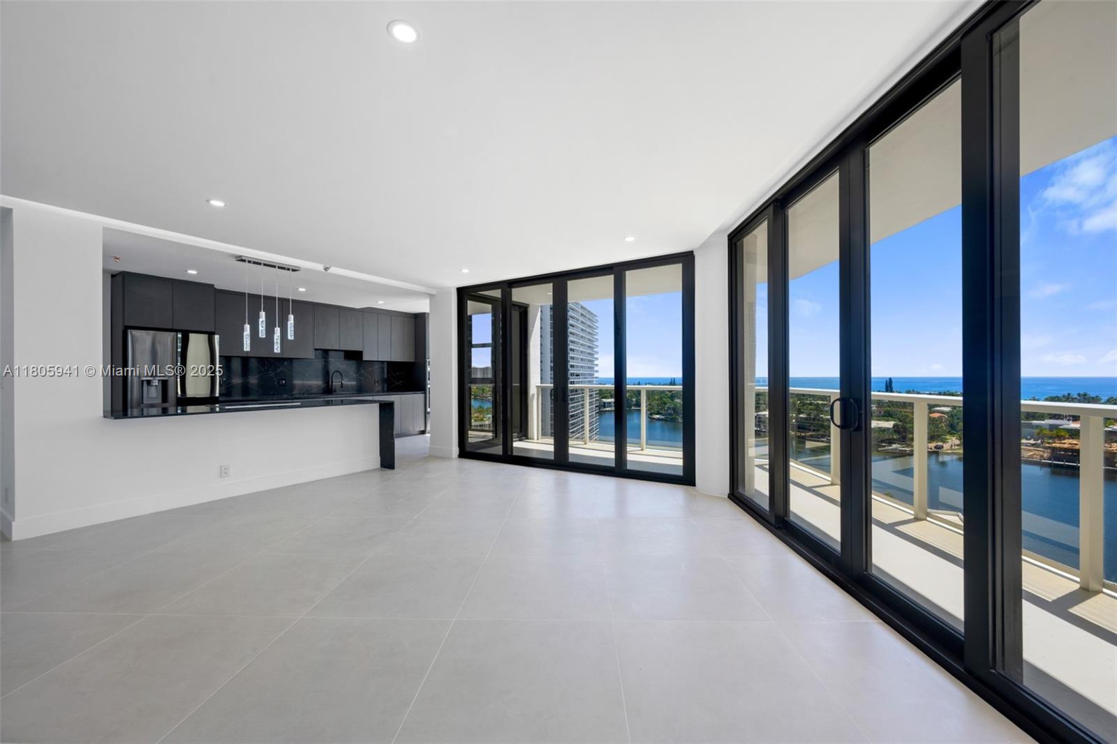 20281 E Country Club Dr 1008, Aventura, Miami-Dade County, Florida - 3 Bedrooms  
3 Bathrooms - 