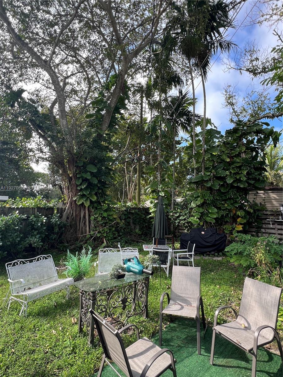 COCOPLUM TERRACE ADDN PAR - Residential