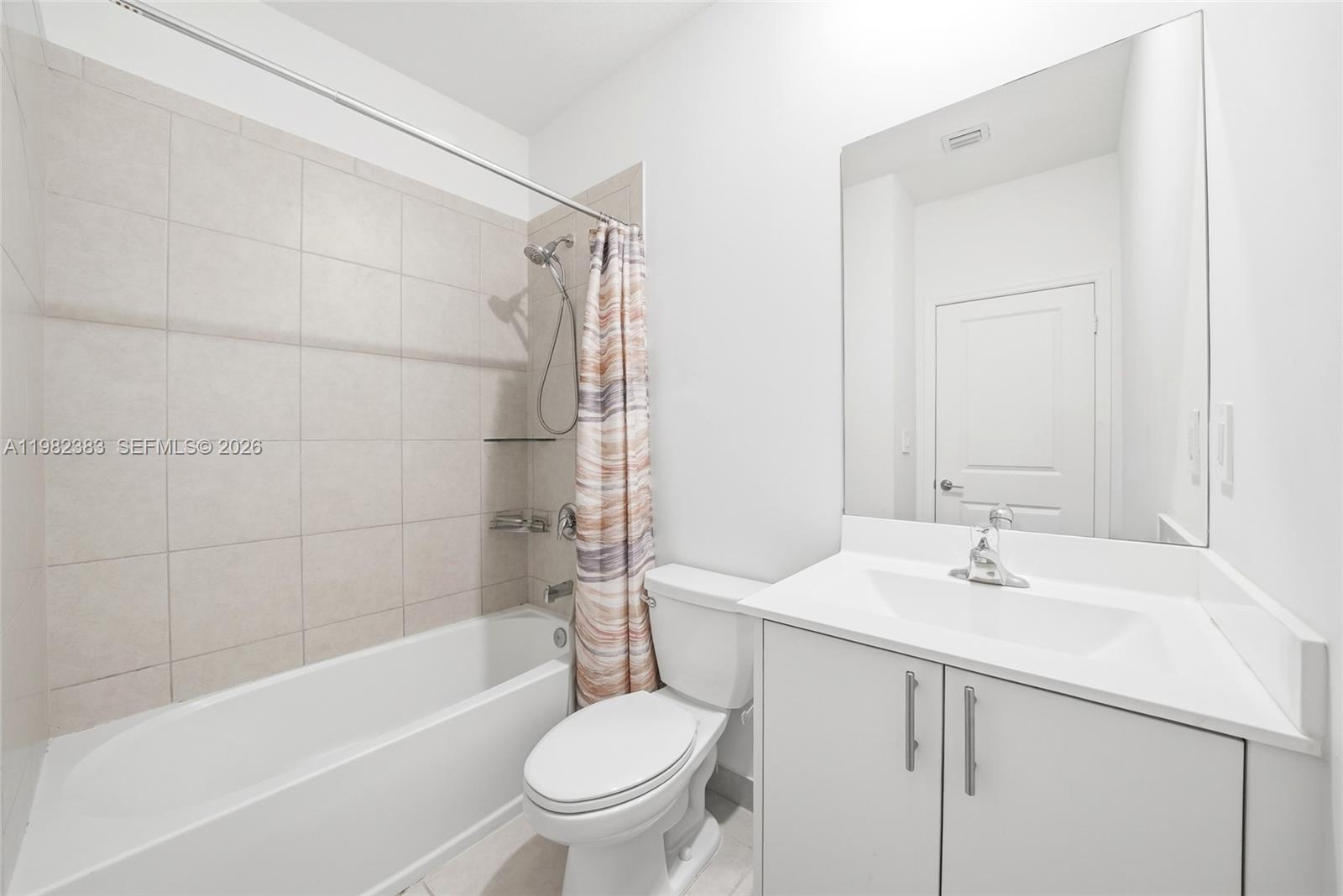 KENDALL ASSEMBLAGE SOUTH - Residential