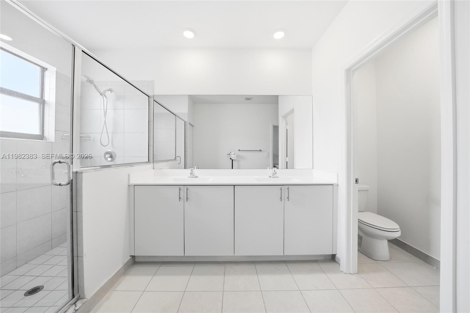 KENDALL ASSEMBLAGE SOUTH - Residential