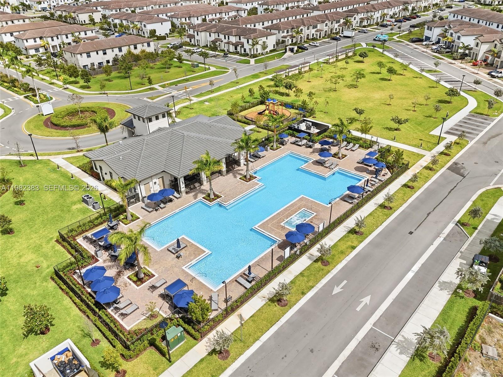 KENDALL ASSEMBLAGE SOUTH - Residential