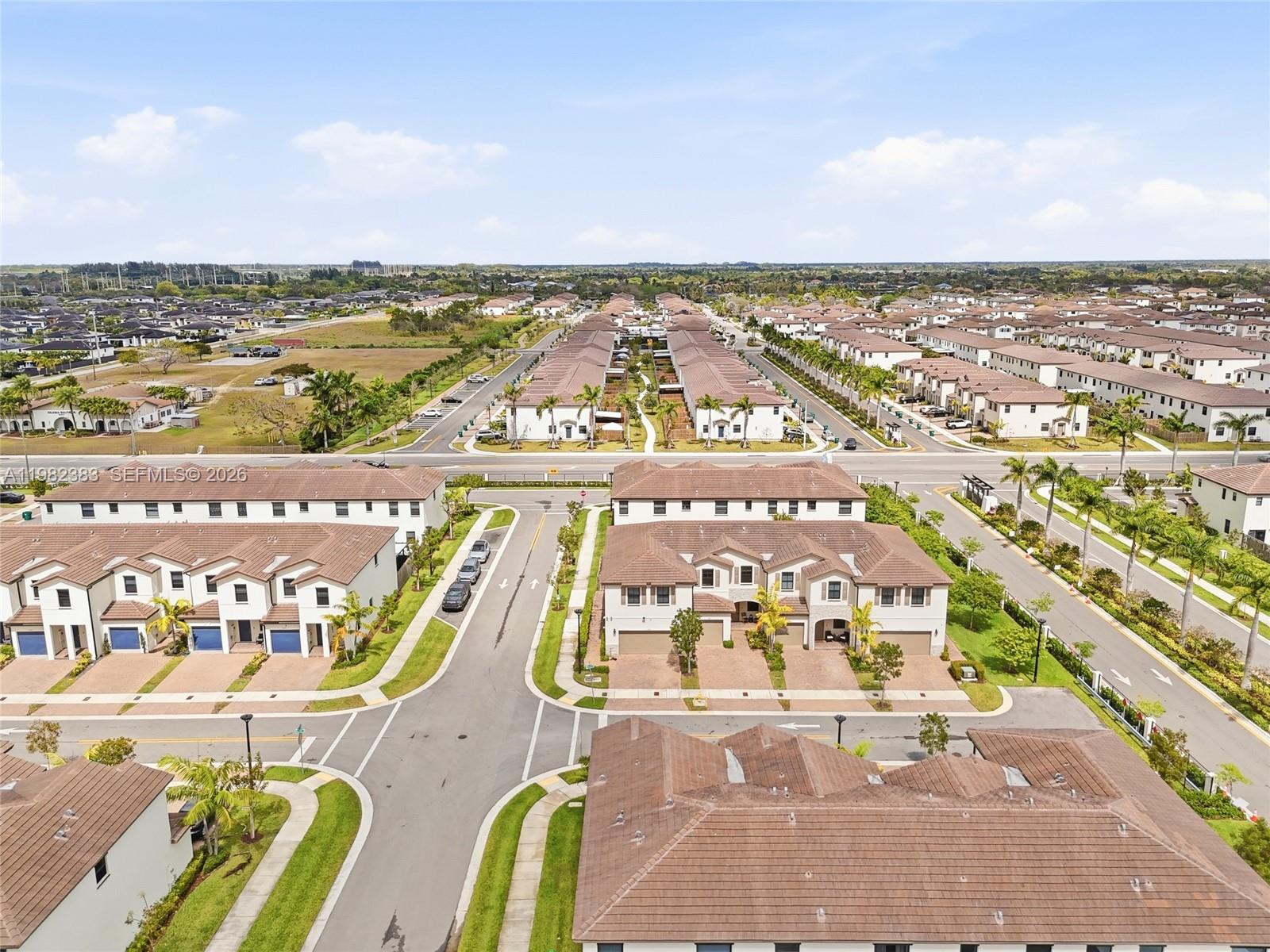 KENDALL ASSEMBLAGE SOUTH - Residential