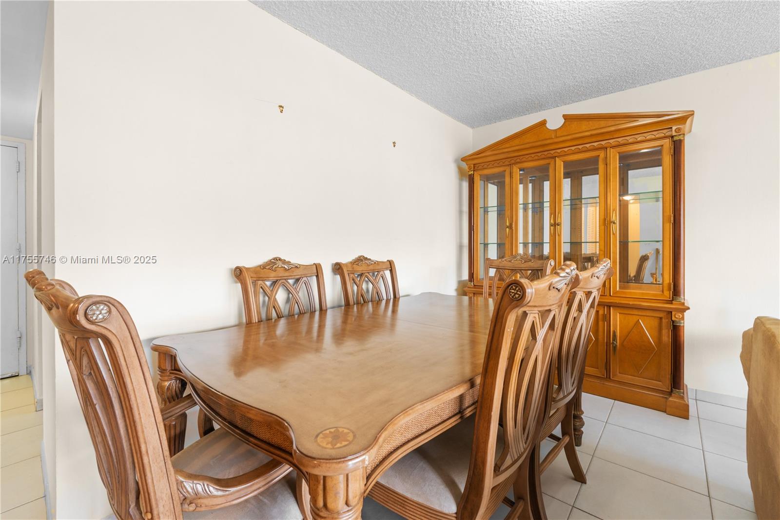 OCEAN VIEW TOWERS CONDO - Residential