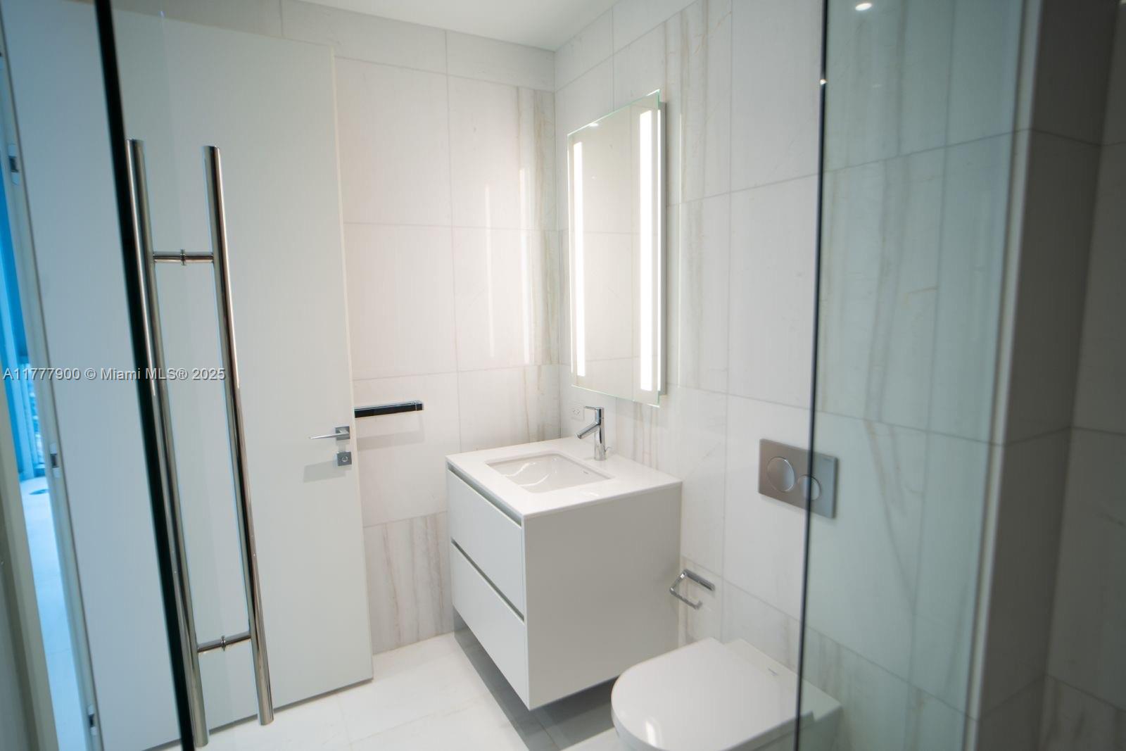 ASTON MARTIN - Residential Lease