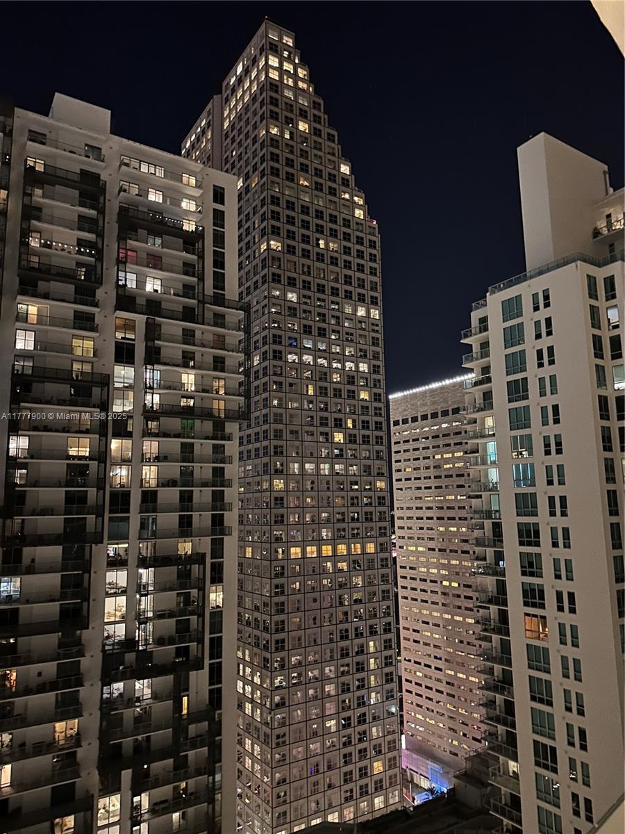 ASTON MARTIN - Residential Lease