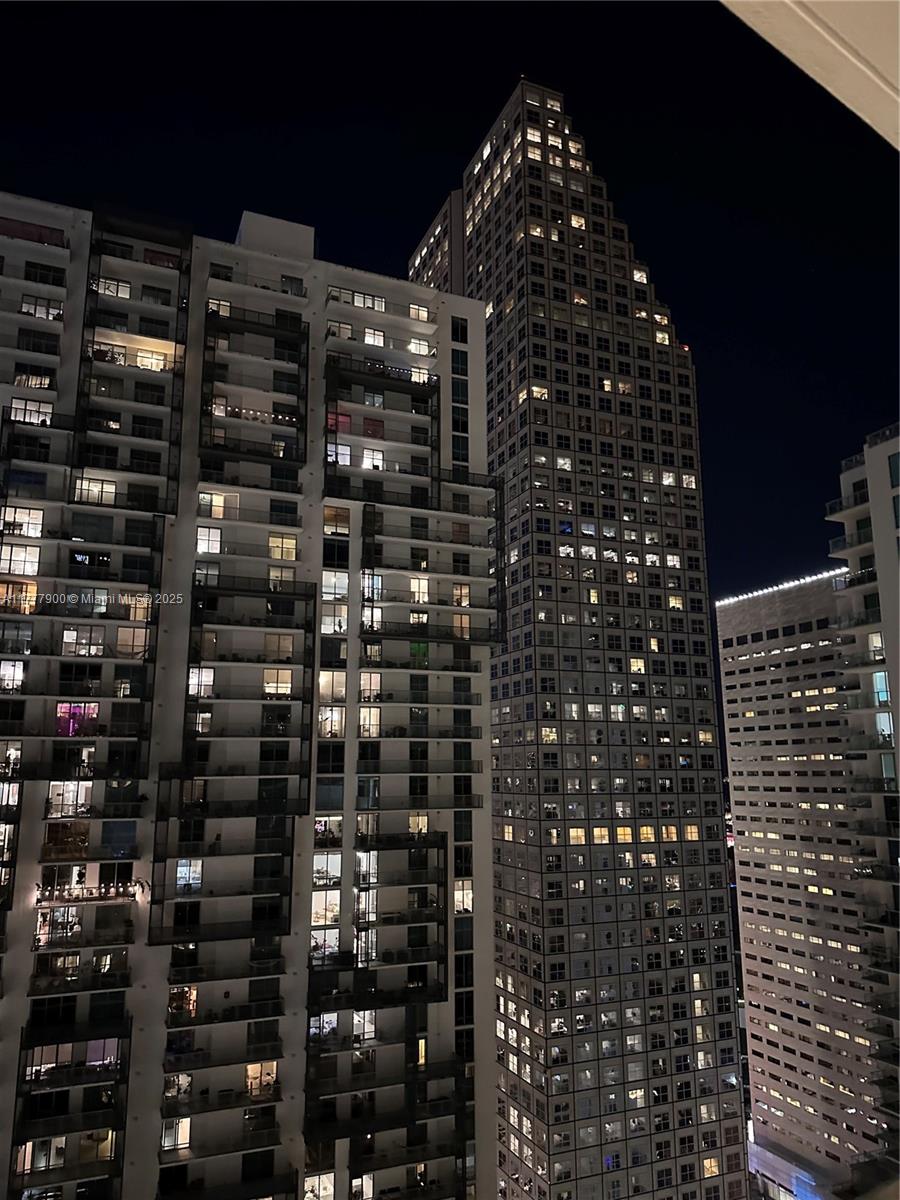 ASTON MARTIN - Residential Lease