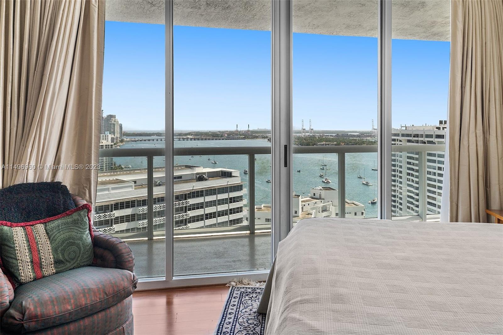 THE GRAND VENETIAN CONDO - Residential