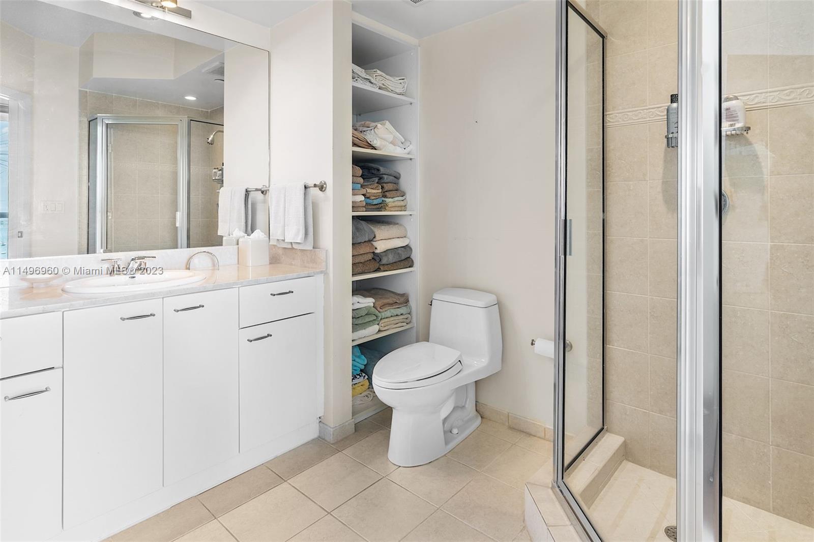 THE GRAND VENETIAN CONDO - Residential