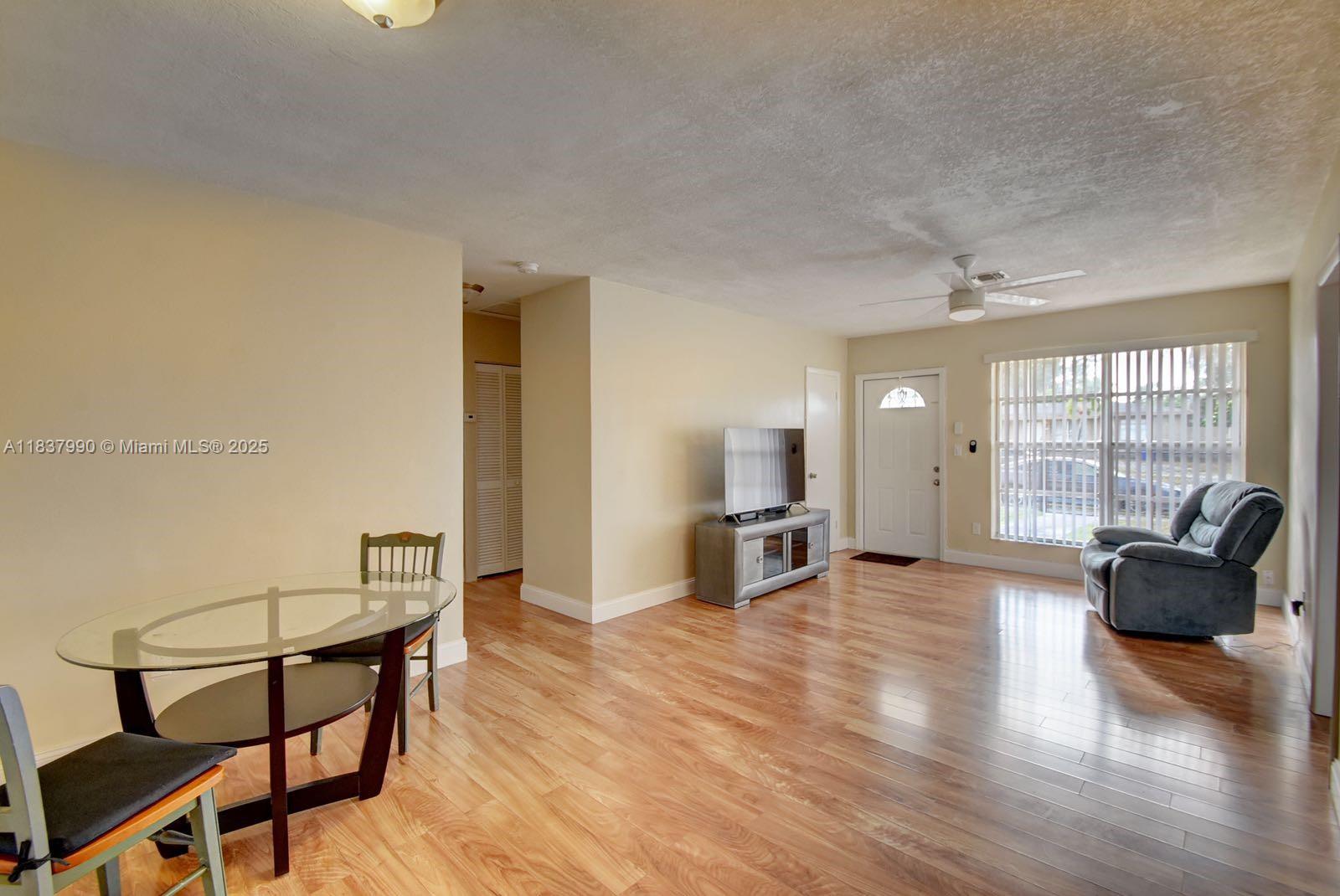 3531 SW 36th St 3531