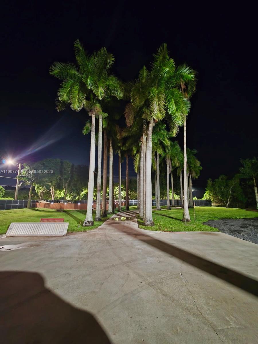 ACRES ESTATES - Residential