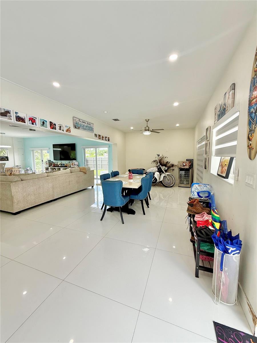 ACRES ESTATES - Residential