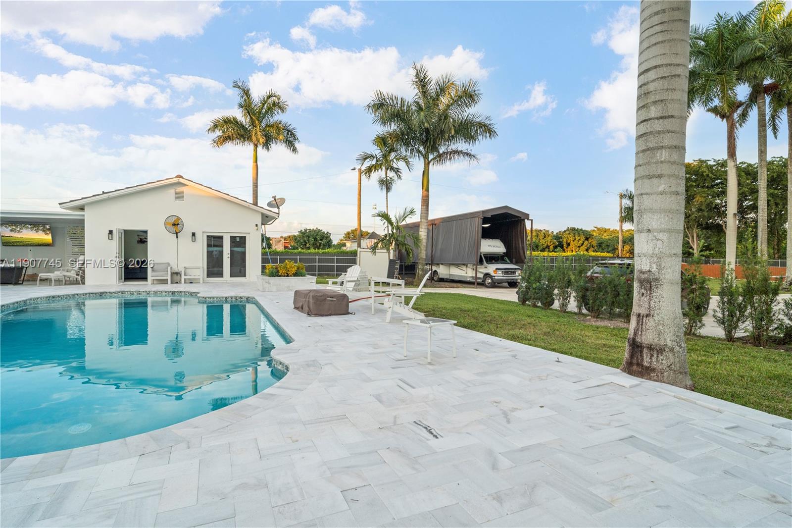 ACRES ESTATES - Residential