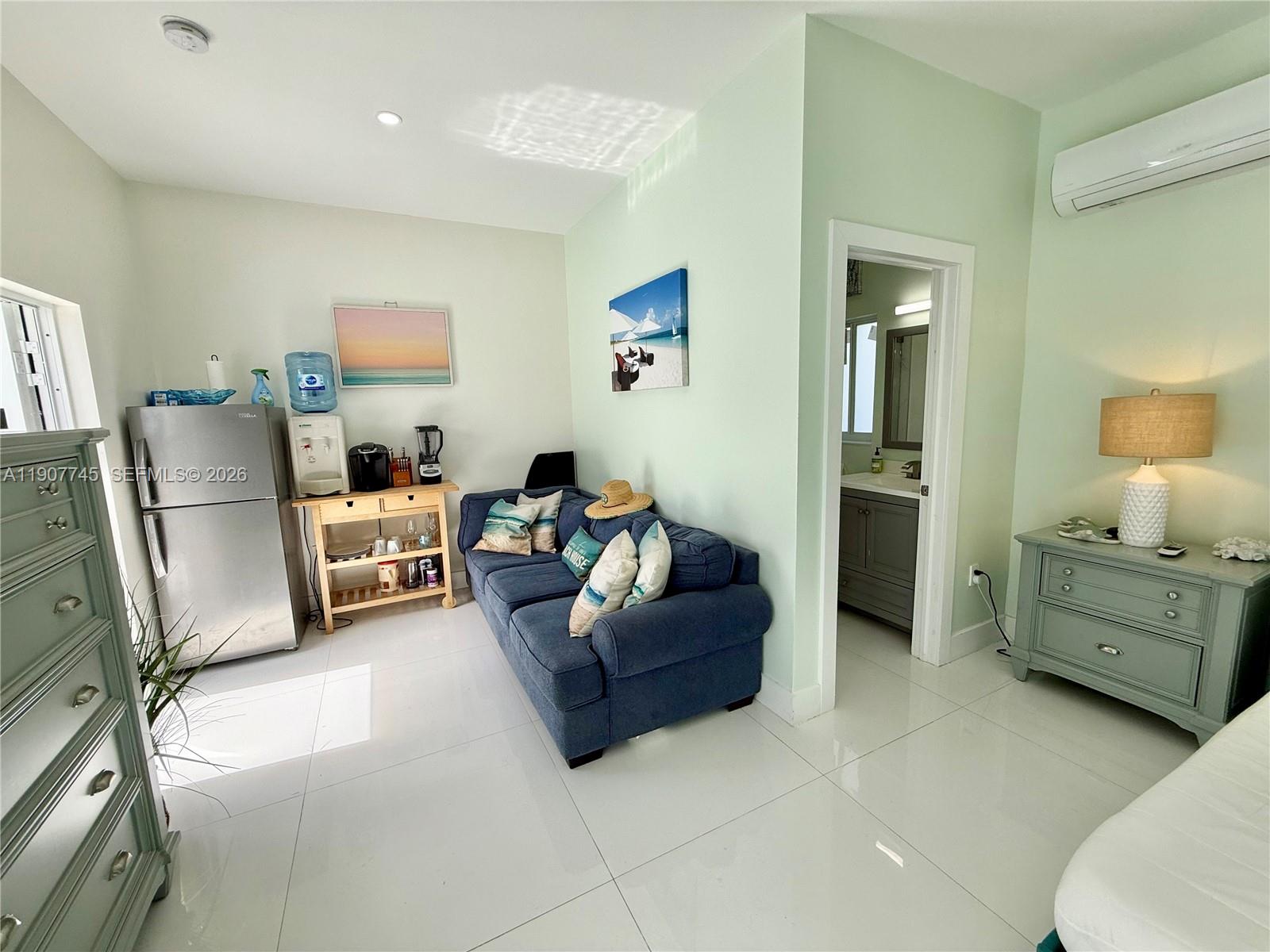 ACRES ESTATES - Residential