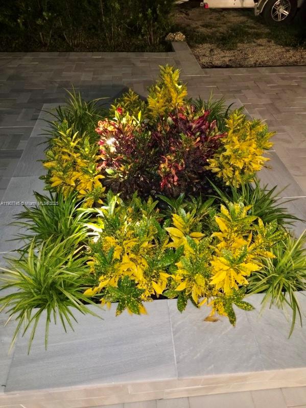 ACRES ESTATES - Residential