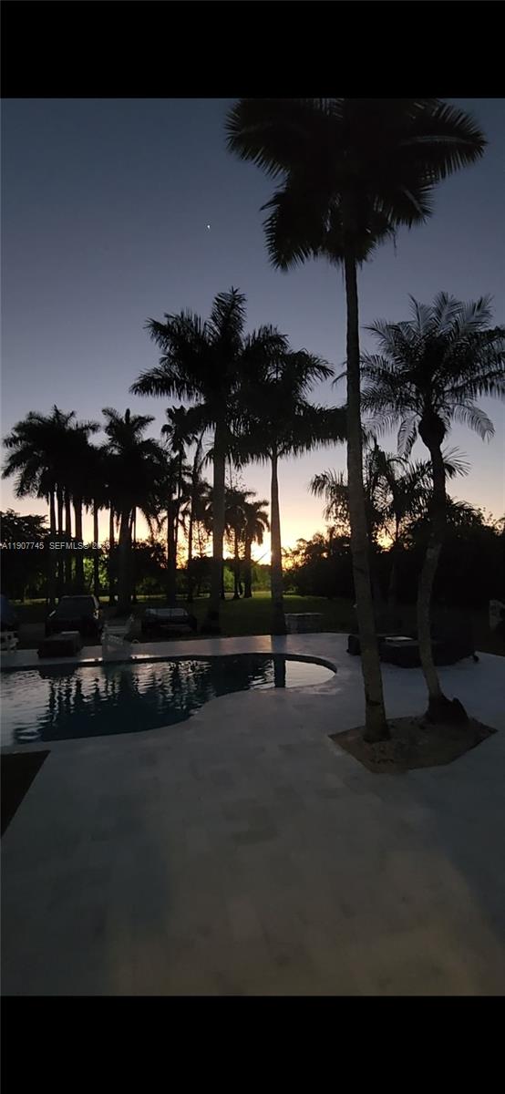 ACRES ESTATES - Residential