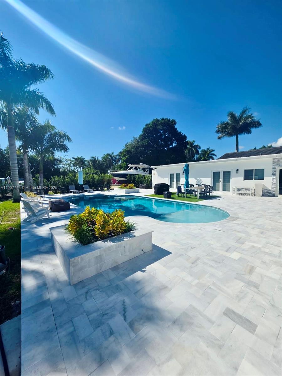 ACRES ESTATES - Residential