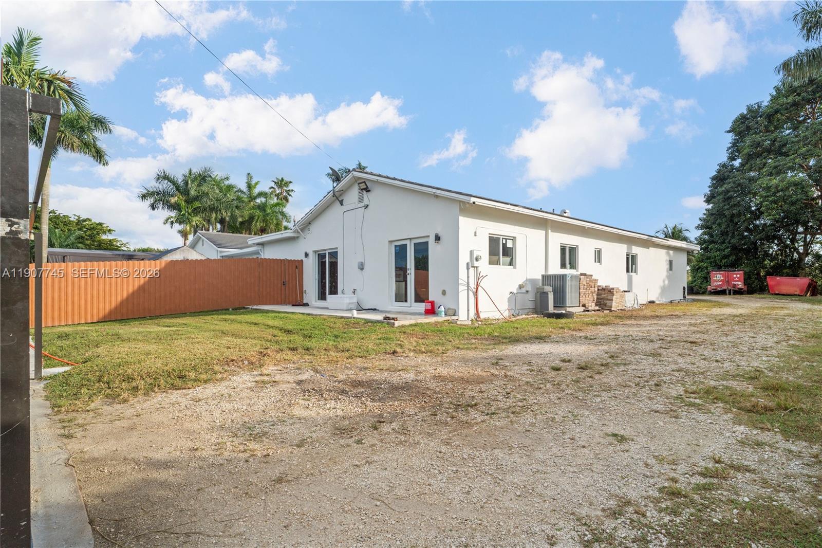 ACRES ESTATES - Residential