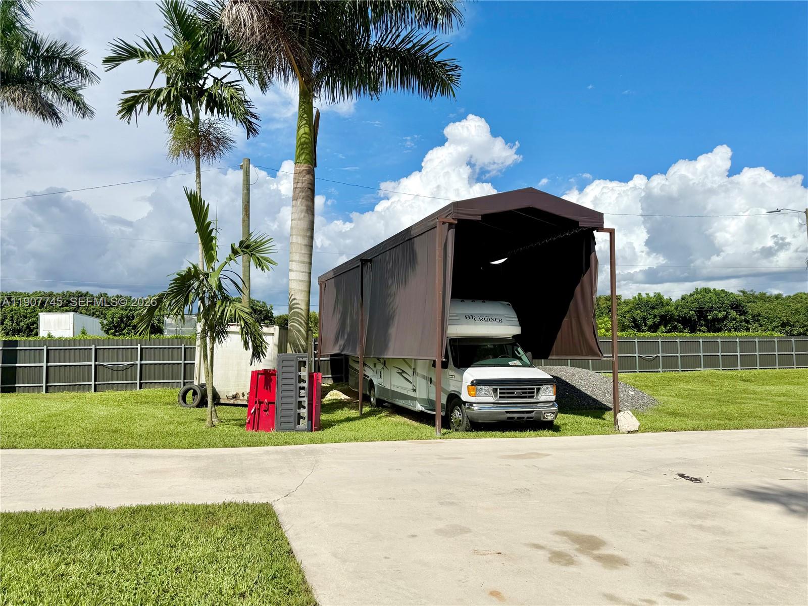 ACRES ESTATES - Residential